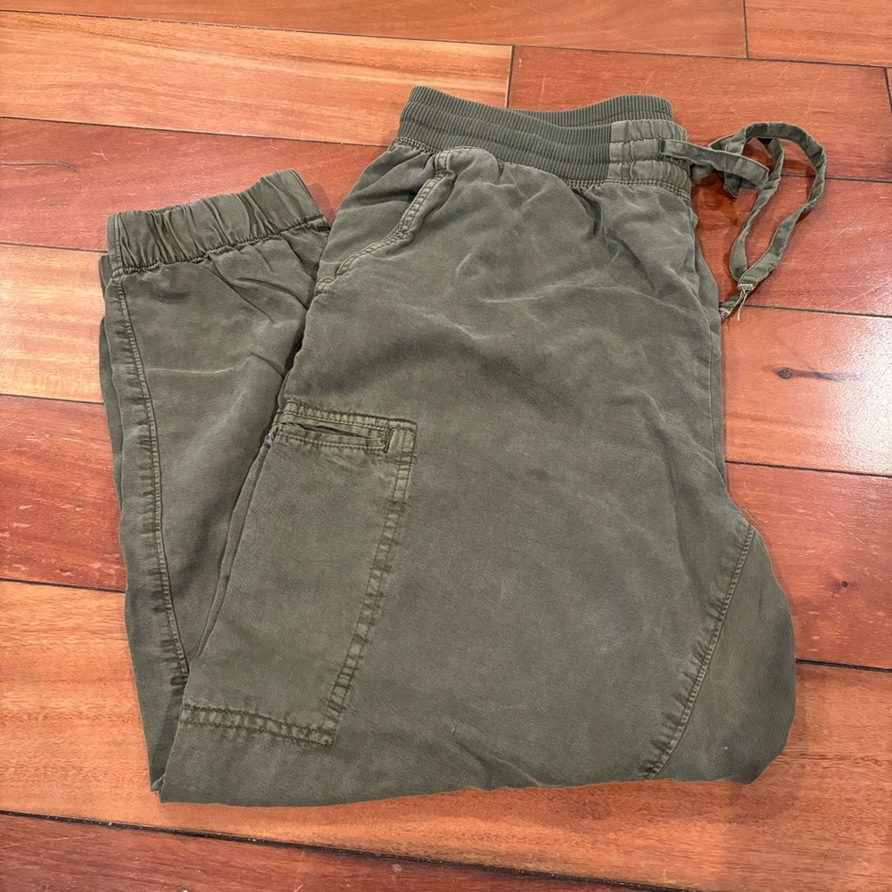Soft Green Joggers